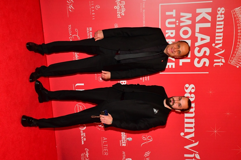 Sammyvit Klass Model Türkiye 2025 :  Ünlü �simler K�rm�z� Hal� ��kl���yla Oscar Gecesini Aratmad�